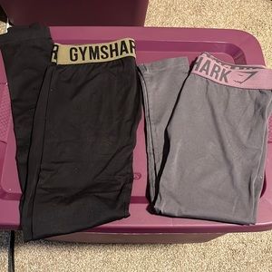 Gym shark leggings